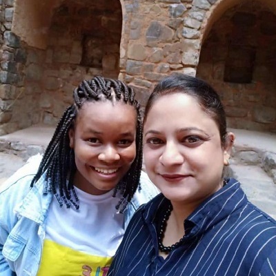 female government approved tour guide delhi booking service